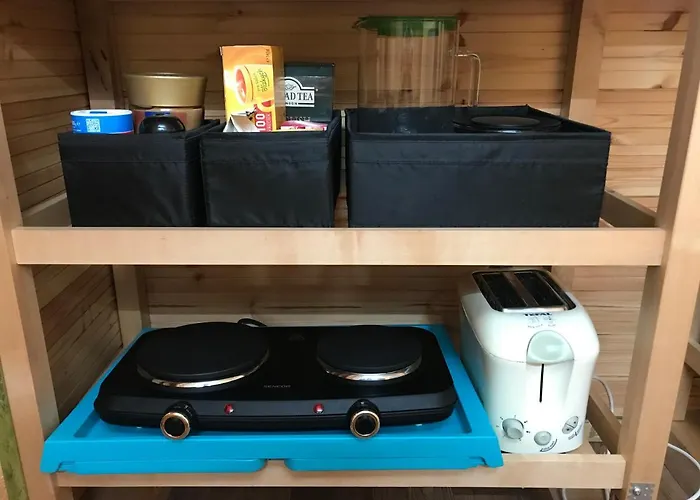 Apartman Fun Tiki Vibe / Charles Bridge / Netflix